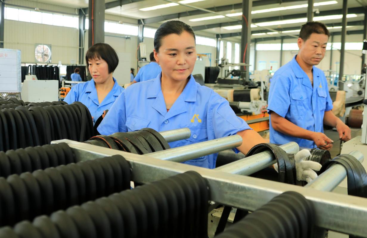 制造业公司必须雇佣员工吗？-图1