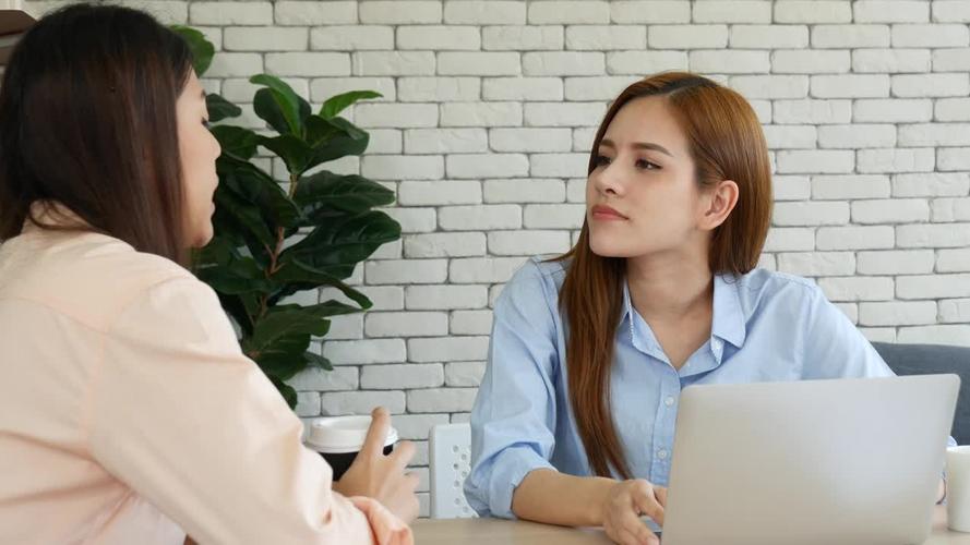 同时当两个公司的员工-图1