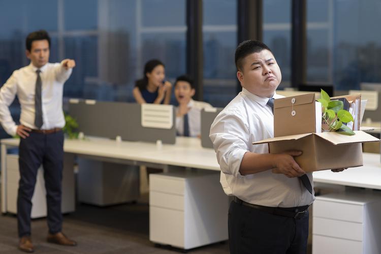 总公司派来的人事部经理,有何用意?-图2 总公司派来的人事部经理,有何用意?-图2