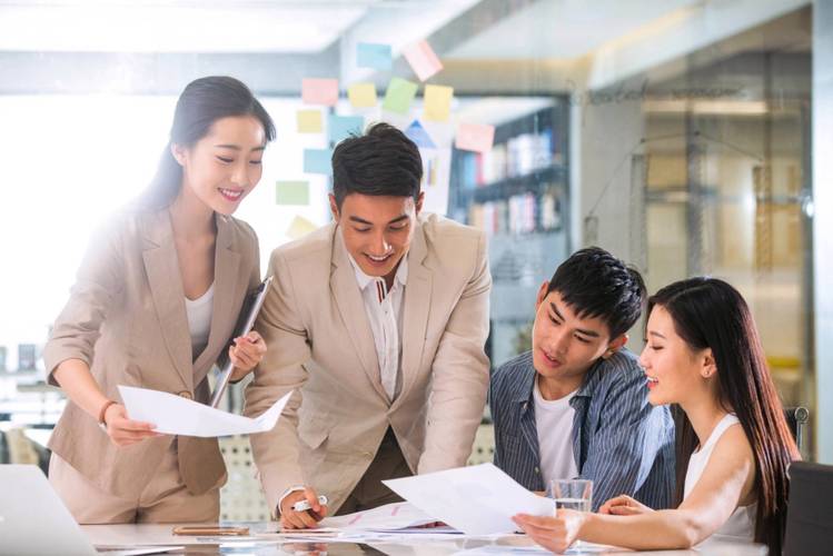 总助如何与员工和谐相处？-图1