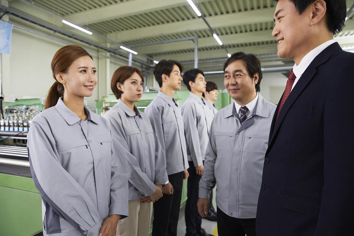 双重身份如何平衡职场责任？-图1